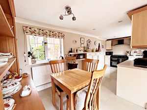 Breakfast Kitchen- click for photo gallery